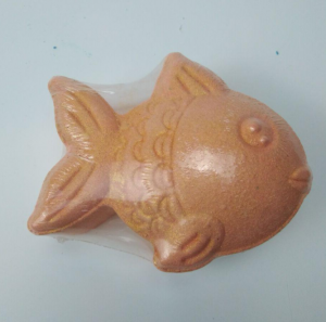 fish shape bath bomb
