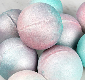 Pearl Bath Bomb DIY