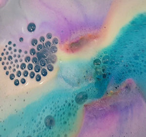 amazing colorful bath bombs